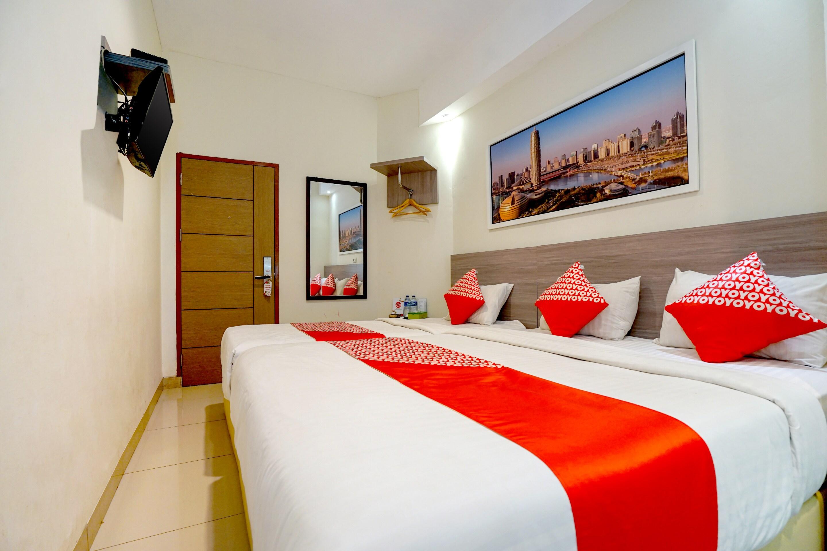 Oyo 251 The Maximus Inn Hotel Palembang Dış mekan fotoğraf