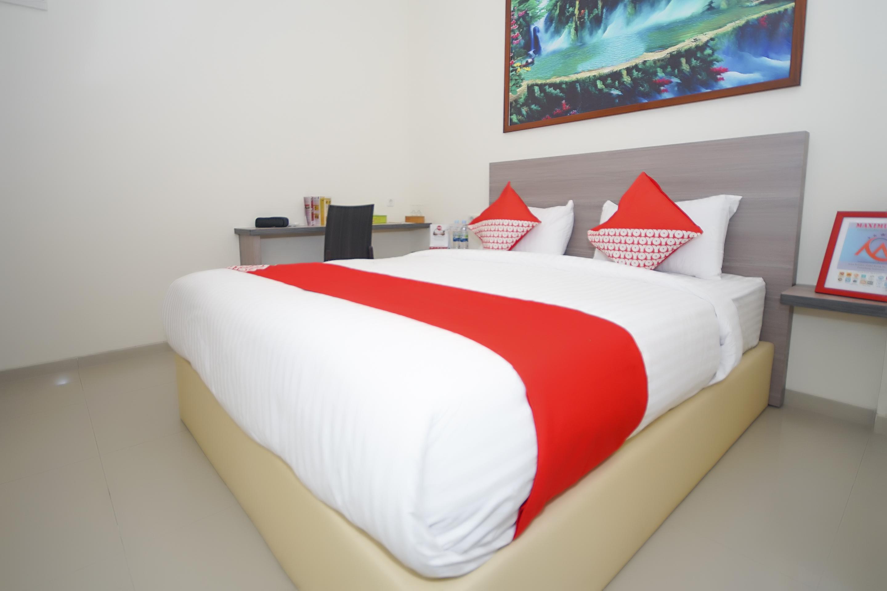 Oyo 251 The Maximus Inn Hotel Palembang Dış mekan fotoğraf